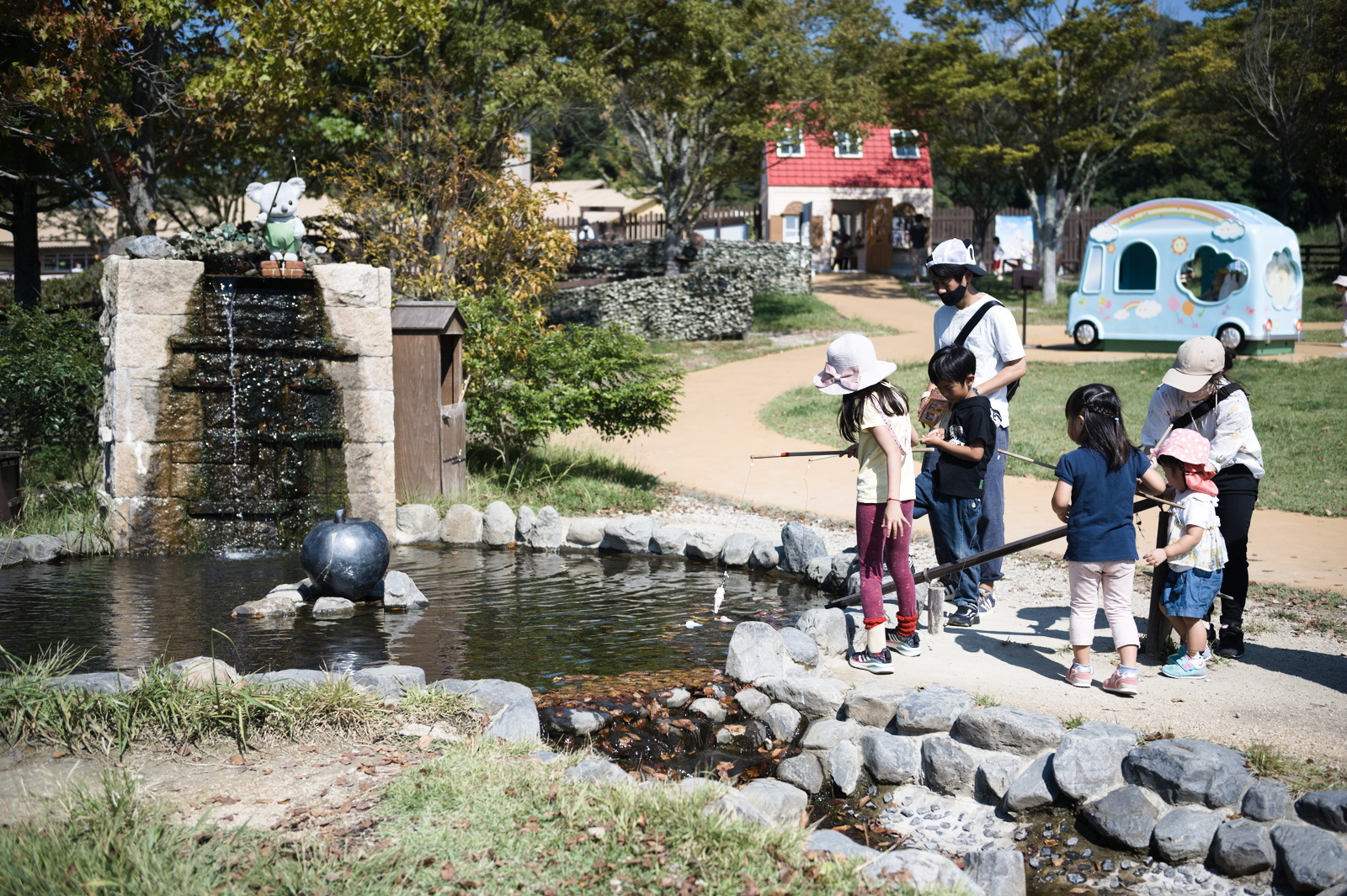 M caught a lot of fish that day. fish